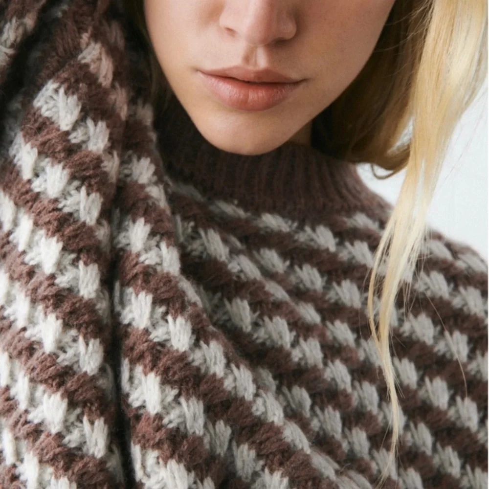 ZARA Brown and White Striped Oversized Slouchy Cozy Crewneck Knit Sweater Large - Picture 7 of 15